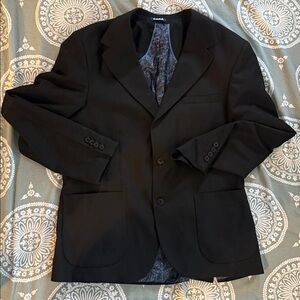 CAKA Slim fit Black Men’s Blazer with Patterned Lining. Size 54